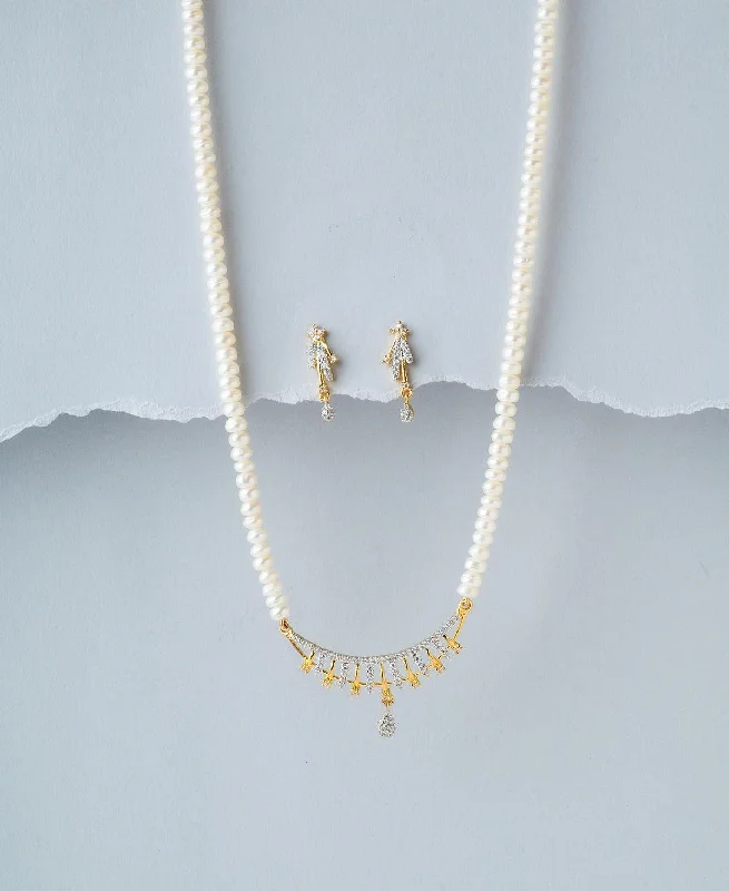 luxury necklaces for women -Gorgeous White Pearl Necklace Set