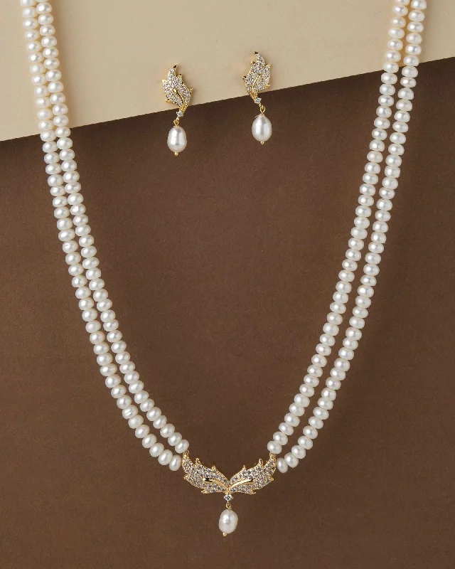 layered necklaces for women -Mesmerising Leafy Pearl Necklace