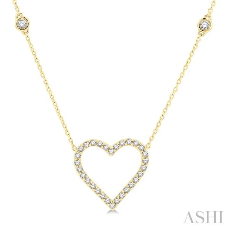 sapphire necklaces for women -1/2 ctw Heart Pendant Round Cut Diamond Fashion Station Necklace in 10K Yellow Gold