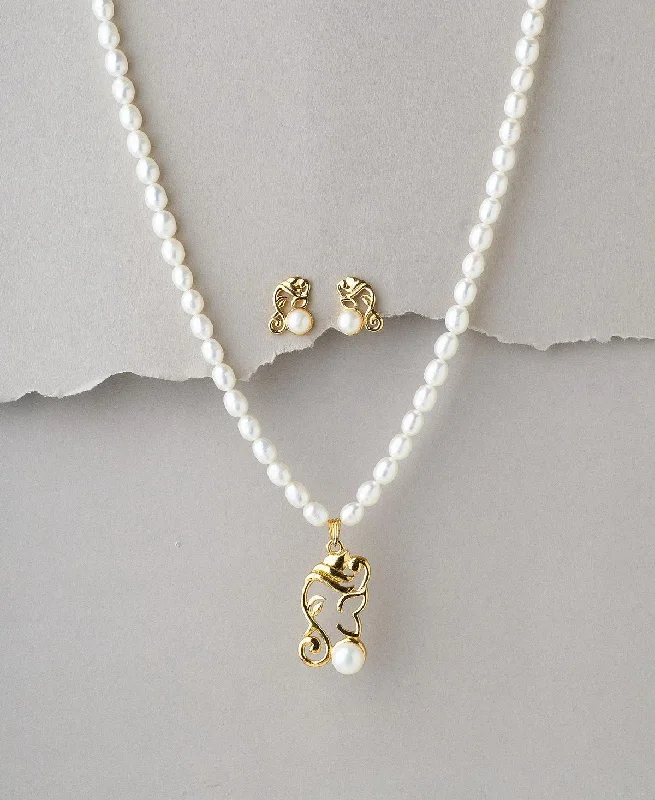 two-tone necklaces for women -Ganesh Pendant Real Pearl Necklace Set