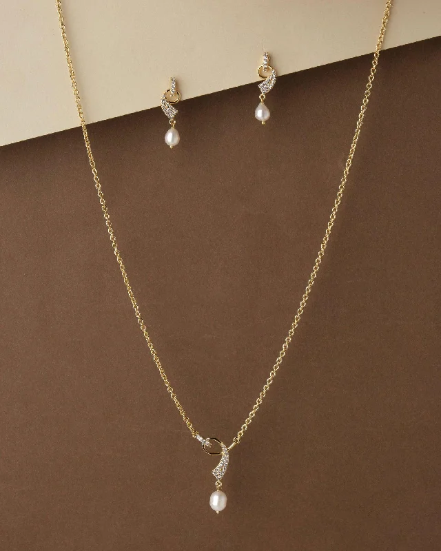 square pendant necklaces for women -Pretty Chain Necklace Set