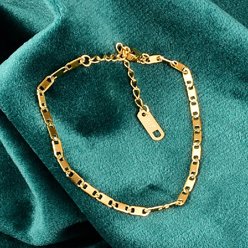 @ Daily Bracelet-Gold