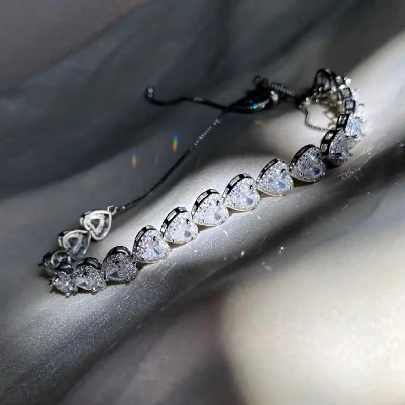 G1855 White Diamond Bracelet