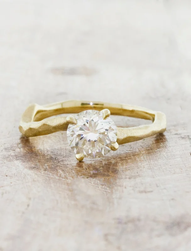 petite engagement rings for women -Daphnis