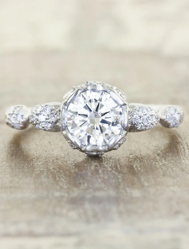 antique engagement rings for women -Majesty